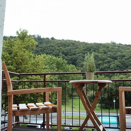 Bed & Breakfast Moselhaus *