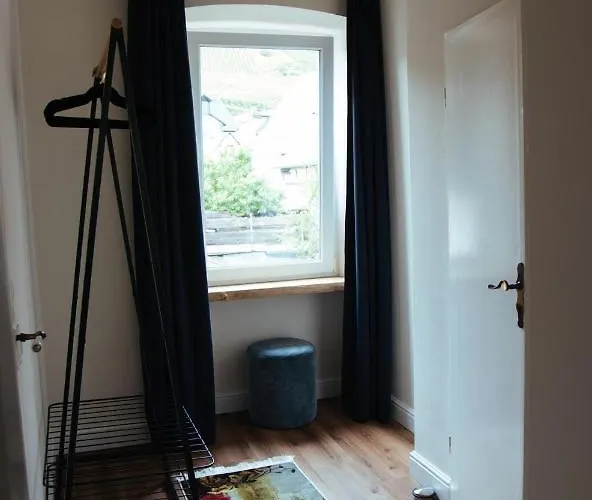 Moselhaus 3* Эдигер-Эллер